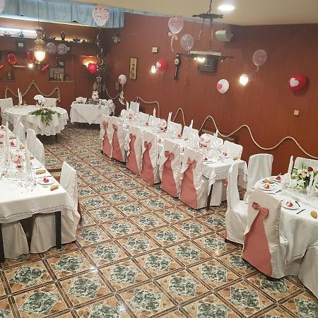 Hostal Milenium Els Monjos Экстерьер фото