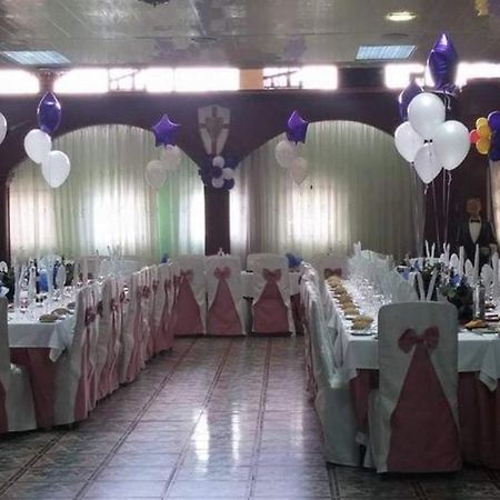 Hostal Milenium Els Monjos Экстерьер фото